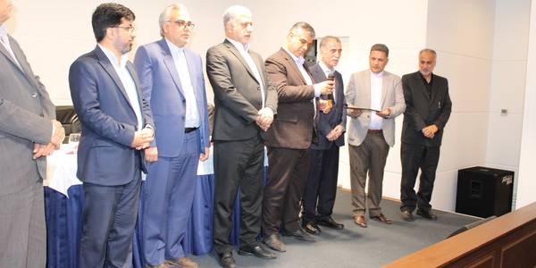 تجلیل از زحمات جناب آقای حیدری مدیر کل سابق دفتر امور شهری و شوراها