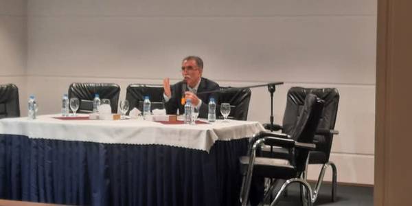 جلسه آموزشی  شهرداران و روسای شوراهای اسلامی  قوانین و مقررات شهرداری در مشهد مقدس