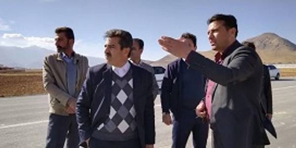 بازدید میدانی فرماندار شهرستان شازند از پروژه های عمرانی سطح شهر مهاجران