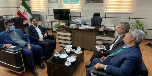 ملاقات  دکتر سهرابی مدیرکل درمان تامین اجتماعی استان با قاسمی سرپرست فرمانداری شهرستان