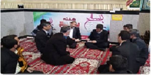 برگزاری دیدار مردمی فرماندار شهرستان شازند در مصلی نماز جمعه شهر مهاجران