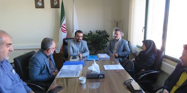 برگزاری جلسه با مدیرکل تقسیمات کشوری وزارت کشور