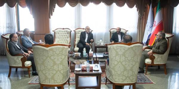 دیدار معاون وزیر آموزش و پرورش و رئیس سازمان نوسازی توسعه و تجهیز مدارس کشور با استاندار مرکزی