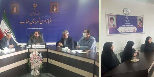 احدی فرماندار خنداب: کارکنان فرمانداری و دستگاههای اجرایی شهرستان خنداب باید تکریم ارباب رجوع را سرلوحه کاری خود قرار دهند.