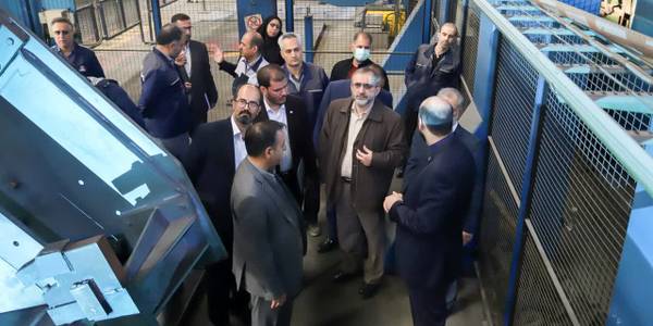 بازدید معاون رئیس جمهور و رئیس سازمان ملی استاندارد ایران، استاندار مرکزی و جمعی از مسوولین از شرکت هپکو



یکشنبه ۱۳ آذر ۱۴۰۱