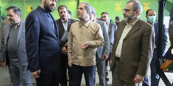 بازدید معاون رئیس جمهور و رئیس سازمان ملی استاندارد ایران، استاندار مرکزی، معاون هماهنگی امور اقتصادی استاندار و جمعی از مسوولین از شرکت کمباین سازی

یکشنبه ۱۳ آذر ۱۴۰۱