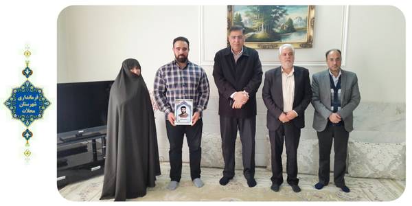 دیدار با خانواده شهید دانشجو سردار خلبان مرتضی خاکپور