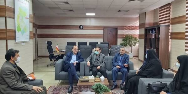 حضور تیم ارزیابی عملکرد دفتر در فرمانداری شهرستان آشتیان