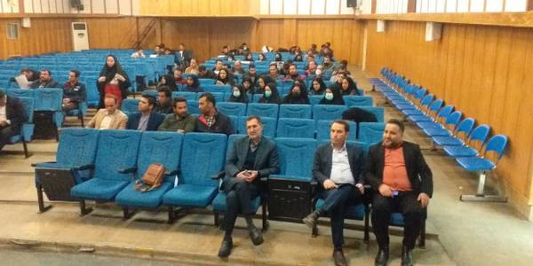 برگزاری گارگاه آموزشی مدیریت بحران در روستاها با موضوع کاهش مخاطرات سیلاب در روستاها و کمک به اجرای طرح زمستانه ویژه دهیاران بخش های تابعه شهرستان شازند