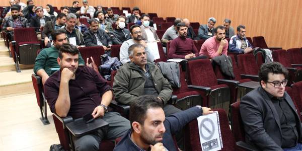 برگزاری شصت و هشتمین کارگاه آموزشی ویژه دهیاران بخش مرکزی شهرستان اراک