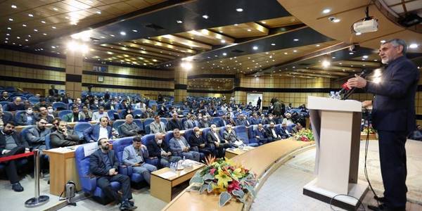 حضور معاون سیاسی،امنیتی و اجتماعی در همایش اقتصاد پنهان