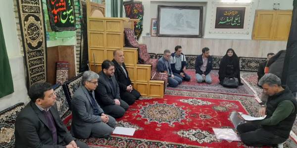 صبح امروز محمدرضا رضایی فرماندار، بیاتی نماینده مردم شهرستان و درودیان بخشدار مرکزی و جمعی از مدیران شهرستان از روستای عزالدین بازدید نمودند.