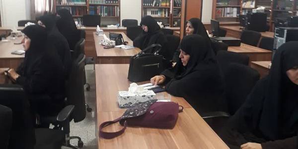 پنجمین جلسه  کارگروه زیست عفیفانه به صورت  نشست مشورتی با حضور  هسته علمی  گروه  بانو محتهده امین و ریاست دانشگاه فرهنگیان  و مشاور  بانوان فرمانداری و مسئول موسسه نرجس در مدیریت حوزه علمیه خواهران برگزار گردید .  ١٤٠١-٠٩-٣٠