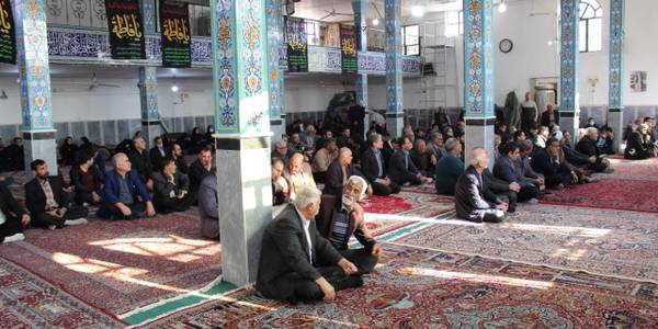 برگزاری همایش دهیاران و شوراهای اسلامی بخش مرکزی شهرستان ساوه و بازدید از روستاهای الوسجرد و محمود آباد