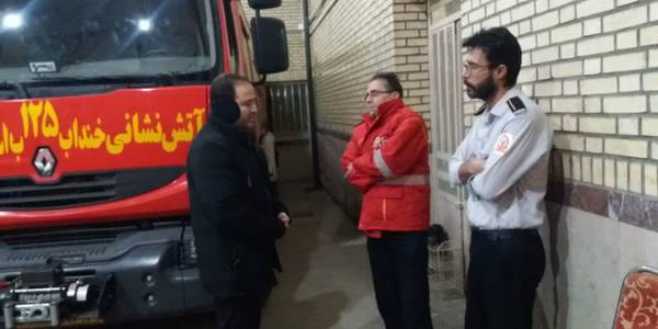 بازدید شبانه فرماندار از دستگاههای خدمات رسان