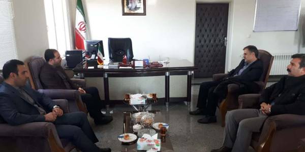 دیدار مدیر آب منطقه ای استان مرکزی با فرماندار