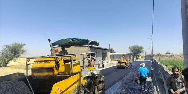 اجرای پروژه آسفالت معابر روستای مهدی آباد