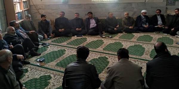 میز خدمت و بررسی مشکلات روستای خسروبیگ