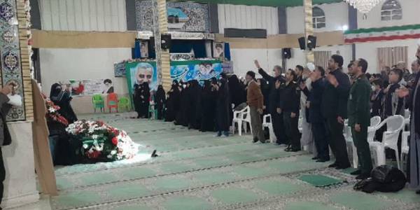 مراسم گرامیداشت سومین سالگرد شهادت سردار دلها ، عزیز ملت سردار سپهبد شهید حاج قاسم سلیمانی و ابومهدی المهندس و دومین سالگرد ارتحال آیت‌الله مصباح یزدی با حضور محمدرضا رضایی فرماندار تفرش ، سردار علیزاده نماینده مردم دامغان در مجلس شورای اسلامی و آحاد مردم شریف و انقلابی شهرستان تفرش در مصلی ولایت تفرش برگزار گردید.