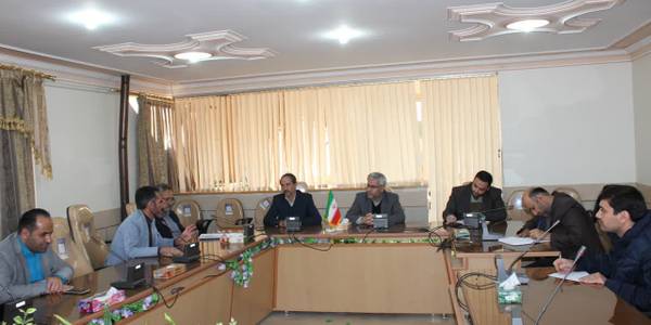 جلسه بررسی مسائل و مشکلات اردوگاه امام خمینی (ره) شهرستان خمین برگزار شد
