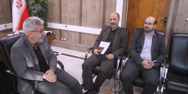 نشست مدیر کل کانون پرورش فکری کودکان و نوجوانان استان با فرماندار شهرستان خمین برگزار شد