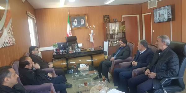 دیدار و گفتگوی مومنی مدیر کل کمیته امداد امام خمینی (ره) استان و هیات همراه با محمد رضا رضایی فرماندار تفرش