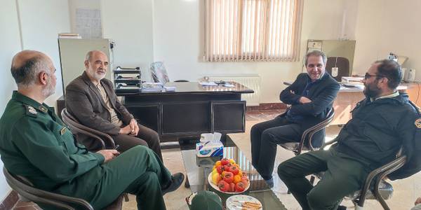 🔷 دیدار مهدی الیاسی معاون استاندار و فرماندار ویژه شهرستان ساوه به همراه اعضای شورای تامین ، با رئیس هیئت نظارت بر انتخابات شهرستان ساوه.