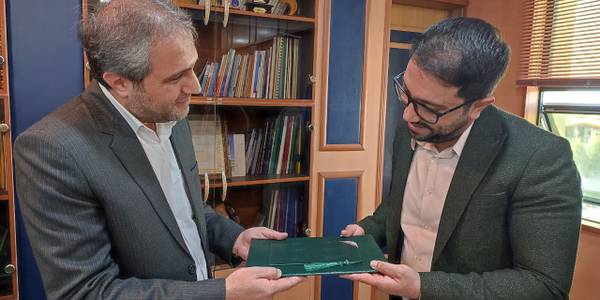 تجلیل از نخبه های علمی، آینده سازان کشور