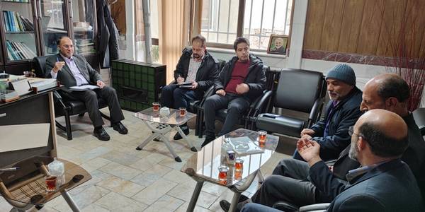 جلسه بررسی و حل مشکلات روستای جمال آباد