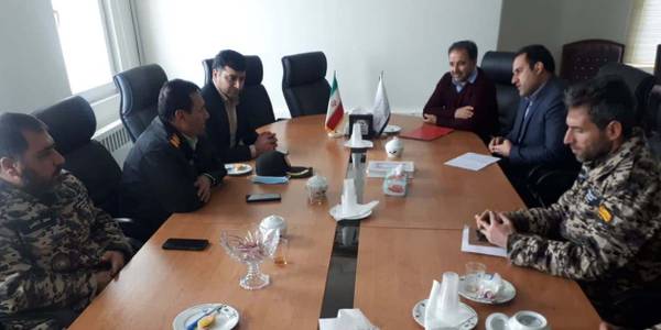 دیدار فرمانده یگان حفاظت از اراضی ملی اداره کل راه و شهرسازی استان مرکزی با فرماندار خنداب