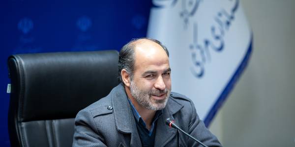 اصحاب رسانه مجاهدان عرصه جهاد تبیین هستند