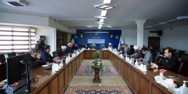 ایام الله دهه فجر فرصتی مناسب برای خنثی سازی توطئه های دشمنان است