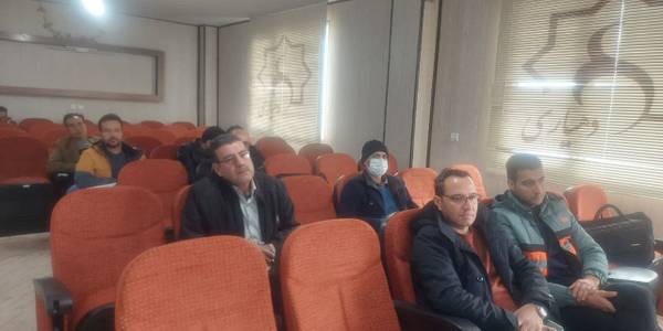 برگزاری هشتاد و هشتمین کارگاه آموزشی ویژه دهیاران بخش مرکزی شهرستان شازند