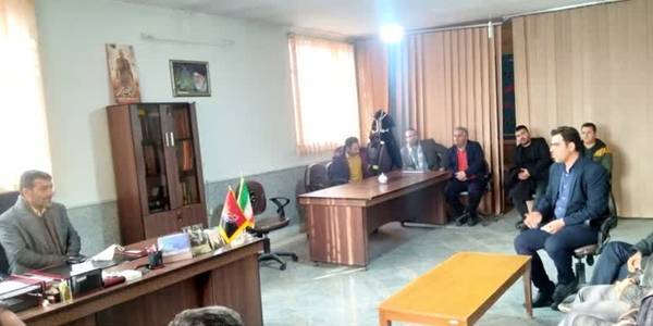 جلسه بررسی مشکلات شهر رازقان