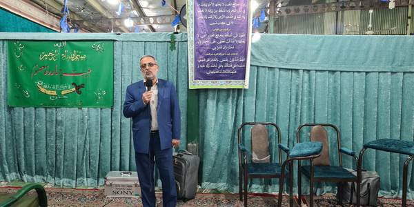 قاسمی سرپرست فرمانداری شهرستان با حضور در مسجد ۱۴ معصوم شهرستان با کاروان راهیان نور ویژه خواهران  که به همت پایگاه ناحیه مقاومت اعزام شدند  دیدار کرد