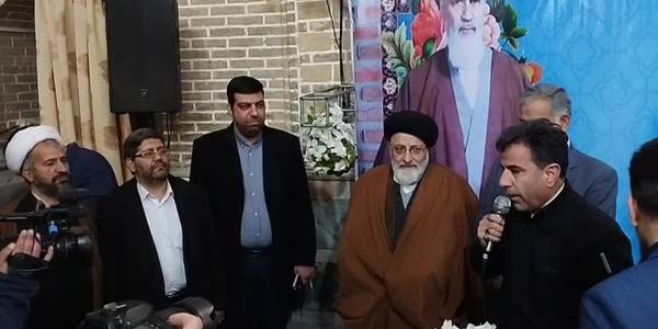 🔰امام خمینی(ره) منشأ تحولات بزرگ در جهان شد

🔻«امیر هادی» فرماندار اراک در آئین نواختن زنگ انقلاب در حوزه علمیه امام خمینی (ره) اراک ضمن گرامیداشت ایام دهه مبارک فجر؛