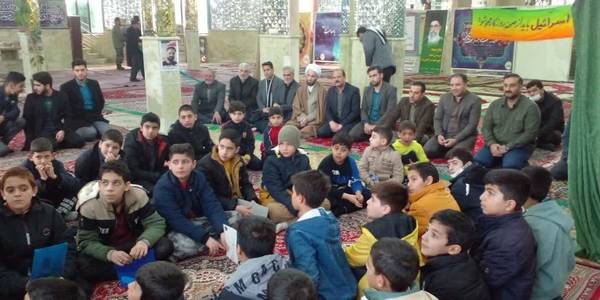 حضور فرماندار در جمع دانش آموزان و نونهالان