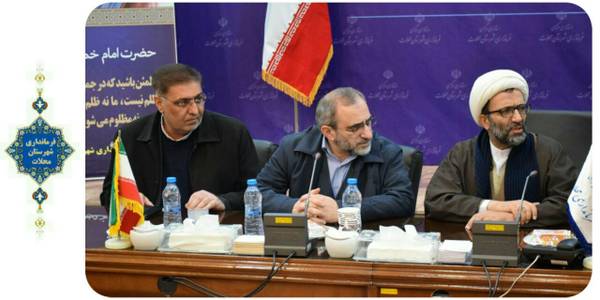 برپایی میز خدمت در فرمانداری شهرستان محلات