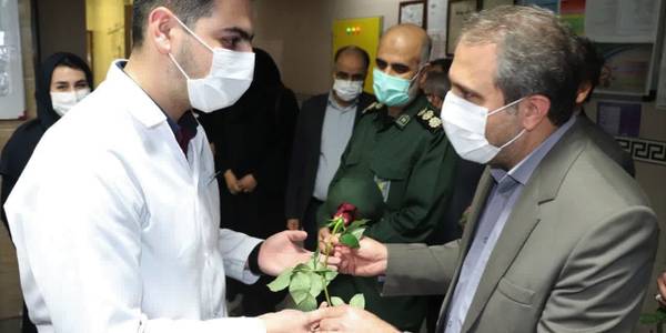 تجلیل از پرستاران به مناسبت روز پرستار و ولادت حضرت زینب (س)