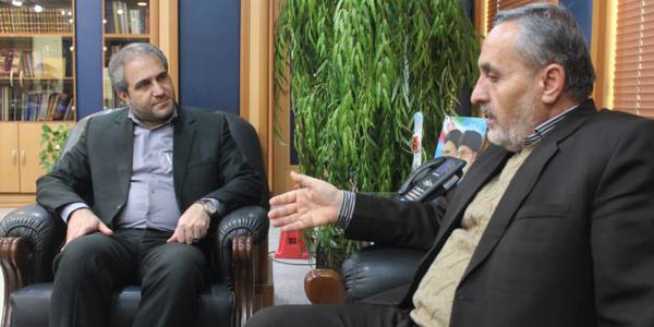 دیدار شاکری ، ریاست اداره ثبت اسناد و املاک شهرستان ساوه با مهدی الیاسی معاون استاندار و فرماندار ویژه شهرستان ساوه.