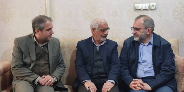 دیدار با خانواده شهید رضا بابا نظری