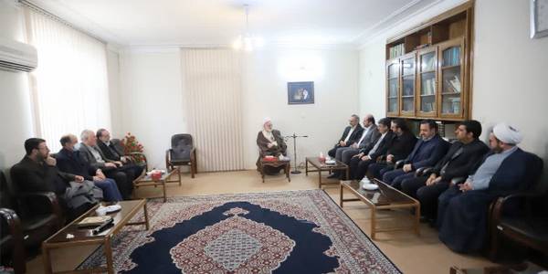 حضور در بیت نماینده ولی فقیه در استان مرکزی