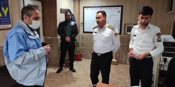 مهدی الیاسی ، معاون استاندار و فرماندار ویژه شهرستان ساوه با حضور در پاسگاه های پلیس راه شهرستان ساوه از وضعیت محورهای مواصلاتی آگاه شد.