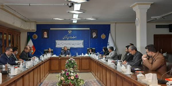 پنجمین جلسه ستاد حمایت از خانواده  وجوانی جمعیت استان به ریاست جناب  آقای  نظری  معاون  سیاسی ، امنیتی  و اجتماعی  استانداری و با حضور  مدیران عضو ستاد  ( به صورت  حضوری )  و فرمانداران  شهرستان های  تابعه ( از طریق ویدئو کنفرانس  ) درمحل سالن جلسات امیرکبیر استانداری  برگزار گردید  .  ١٤٠١-١١-٢٥