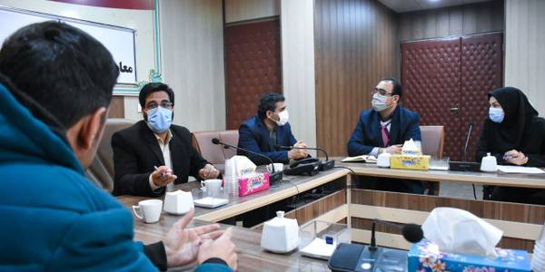 مدیر کل تعاون ، کار و رفاه اجتماعی استان  در قالب طرح رایحه خدمت با حضور در فرمانداری ساوه ضمن دیدار چهره به چهره با مردم دستورات لازم برای رفع مشکلات آنها را صادر کرد.