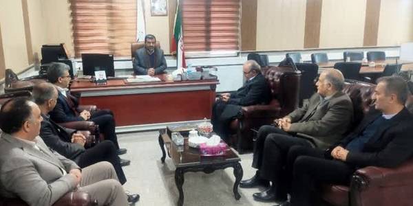 دیدار فرماندار با رئیس اتاق بازرگانی ، صنایع ، معادن و کشاورزی استان مرکزی