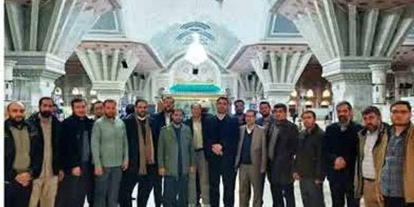 تجدید بیعت جمعی از مسئولین و بسیجیان با آرمان های بلند بنیان گذار نظام جمهوری اسلامی ایران