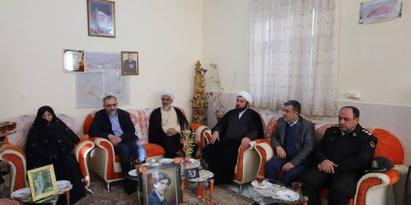 دیدار با خانواده شهید عالی مقام مسعود اخوان