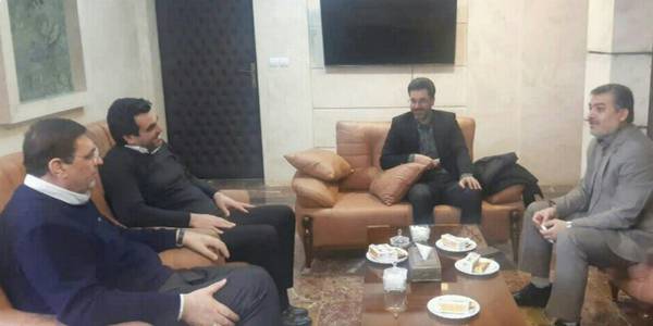 نشست شهردار و رئیس شورای اسلامی شهر محلات با فرماندار