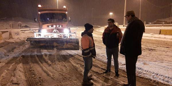 بررسی میدانی شبانه فرماندار محلات از روند بازگشایی معابر و کیفیت خدمات رسانی دستگاه ها در بارش های اخیر